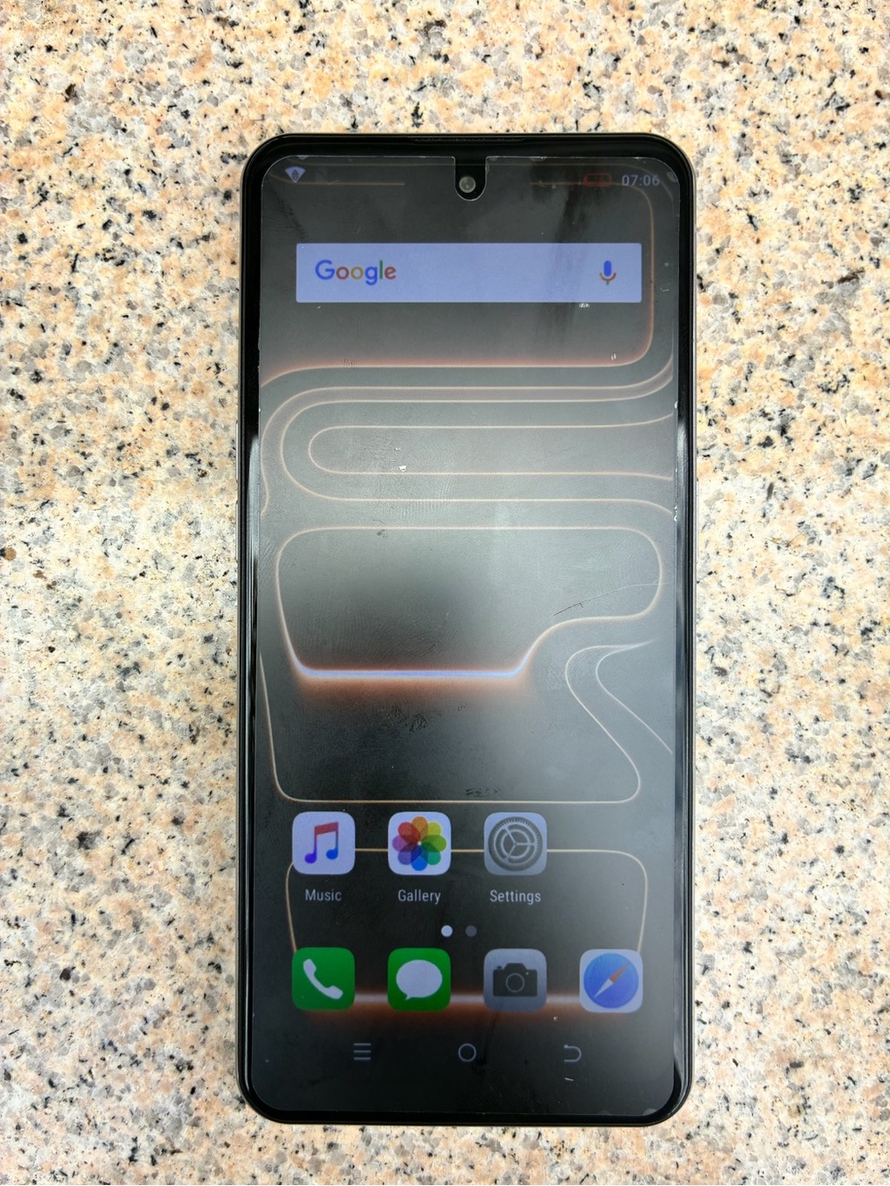 i17 Pro Max (Based On Android) - Picture 6 of 8